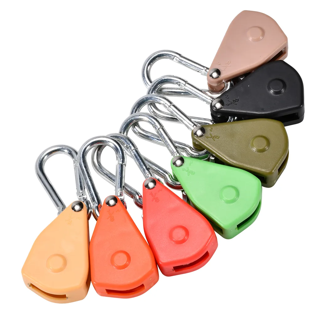Small rope ratchet hanger with hook ends for indoor and outdoor applications