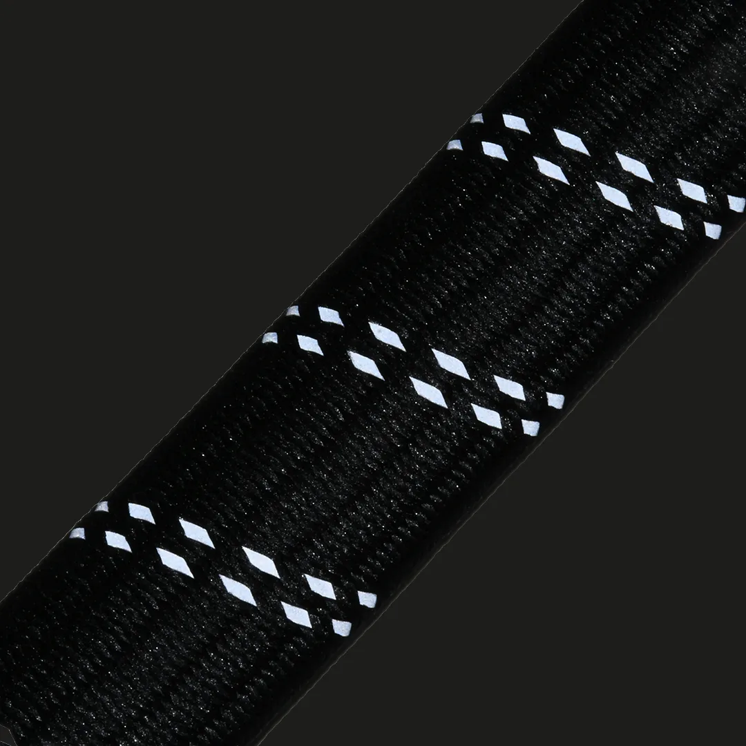 1 inch adjustable self tensioning strap with quick release D-ring