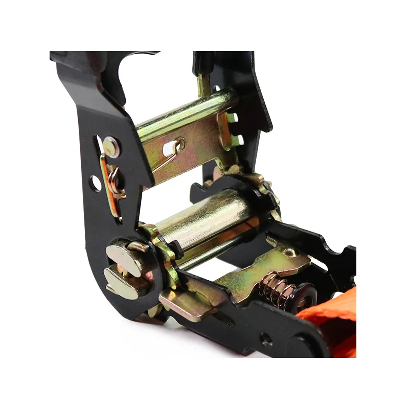 Ergonomic rubber grip handle on a 4400 lbs breaking strength ratchet buckle
